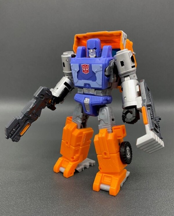 Takara Transformers Kingdom Huffer  (1 of 2)